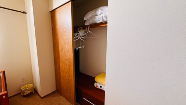 Photo - 6904 54th Pl NE