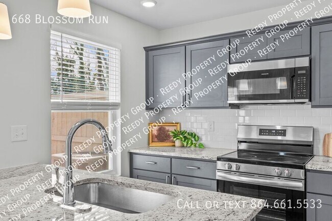 Photo - 668 Blossom Run