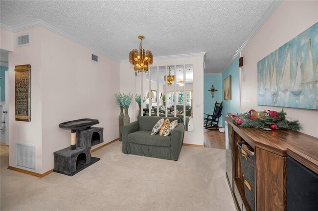 Photo - 2428 Columbia Dr Unit 64