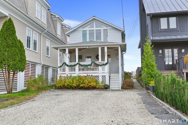 Photo - 1235 Fairfield Beach Rd