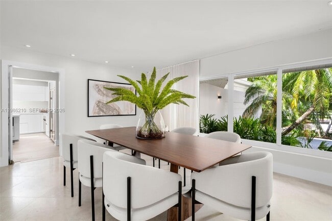 Photo - 7155 Los Pinos Blvd