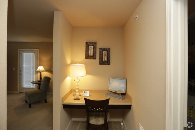 2BR, 2BA - Concord_1114 SF