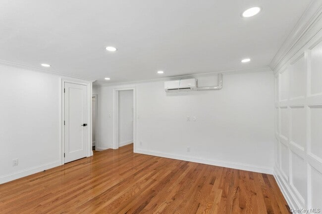 98 Rose Pl