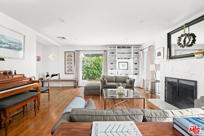 Photo - 2430 30th St