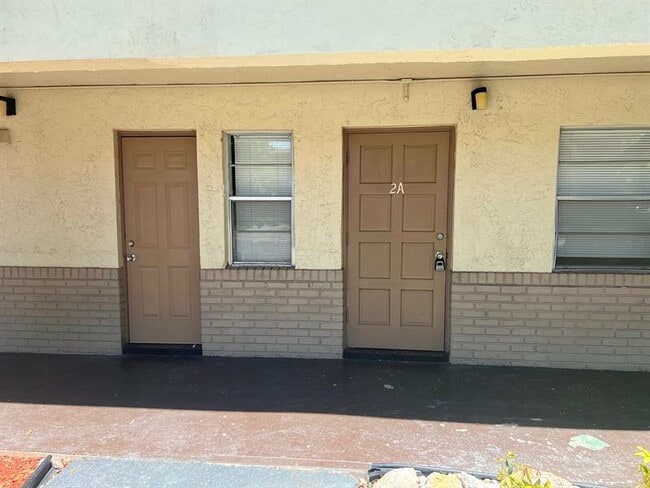 Building Photo - 8705 NW 38th Dr Unit 2A