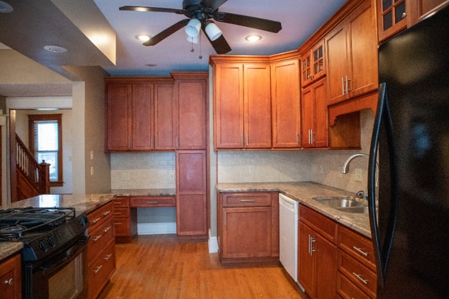 Photo - 158 S Church St