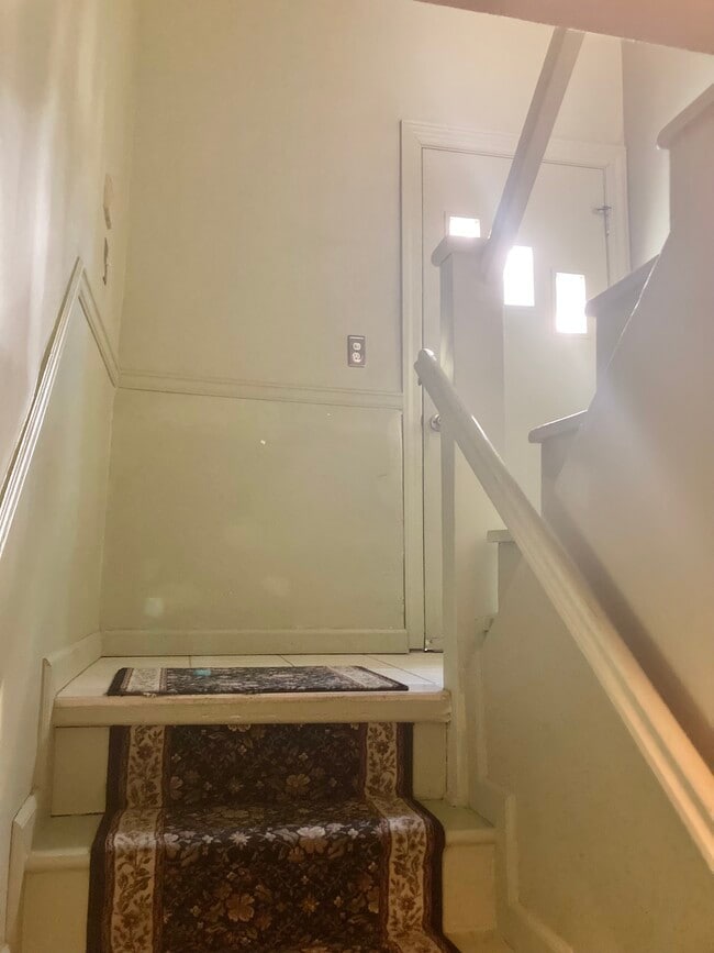 Photo - 234 E Walnut St