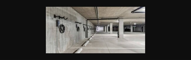 Traxx Apartments