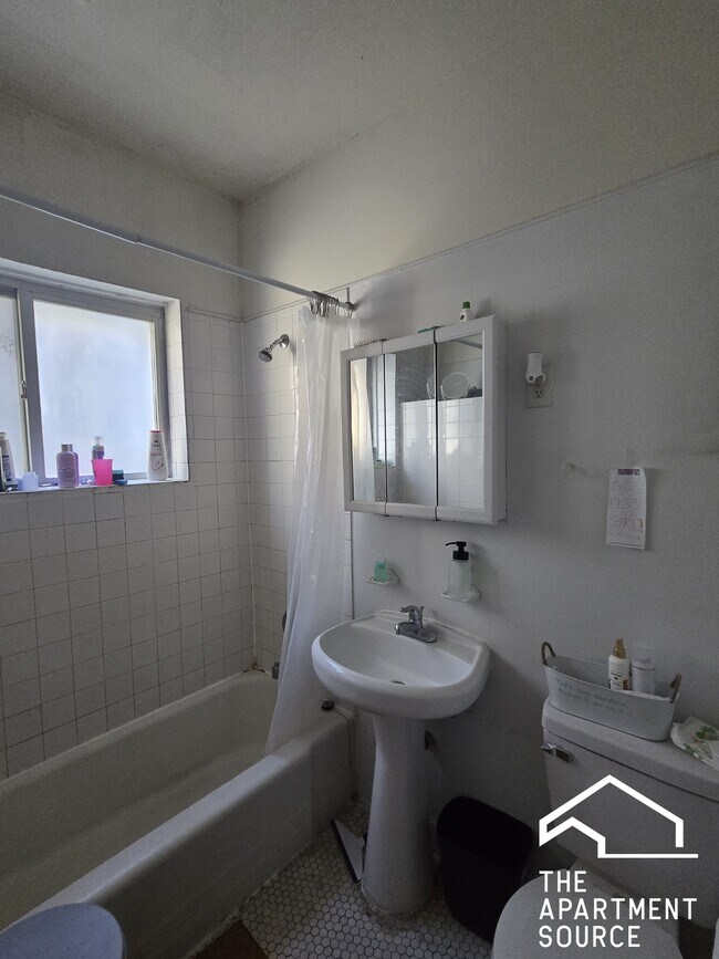 Photo - 2515 W Sunnyside Ave Unit 3
