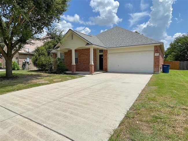 Building Photo - 2059 Carlisle Castle Dr