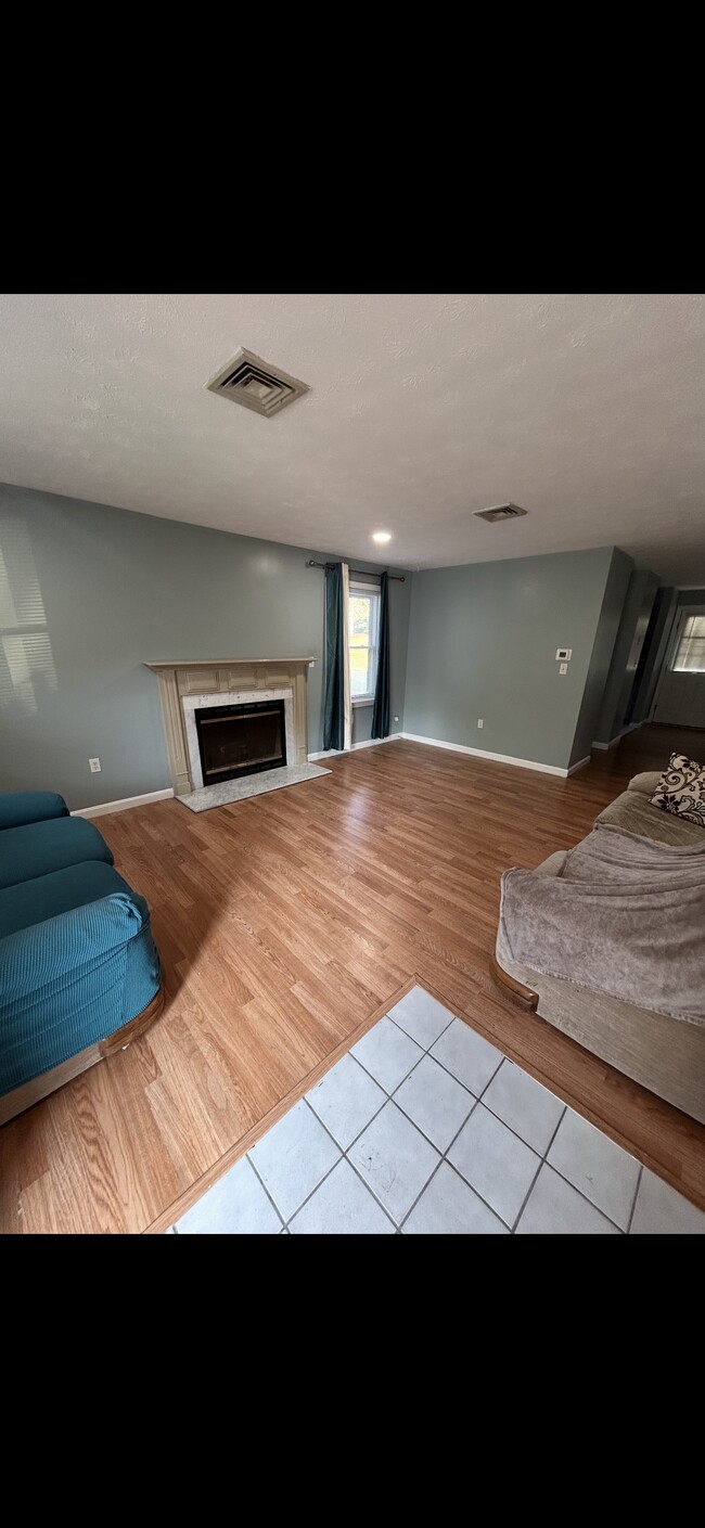 Photo - 30 Cadogan Way Townhome