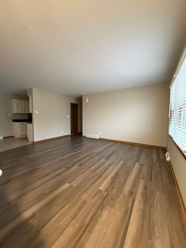 Photo - 45 Spuhler Dr