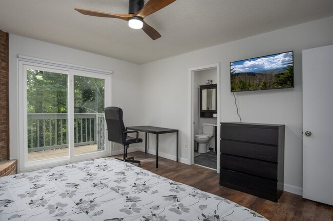 Photo - 28 Bass Lake Dr