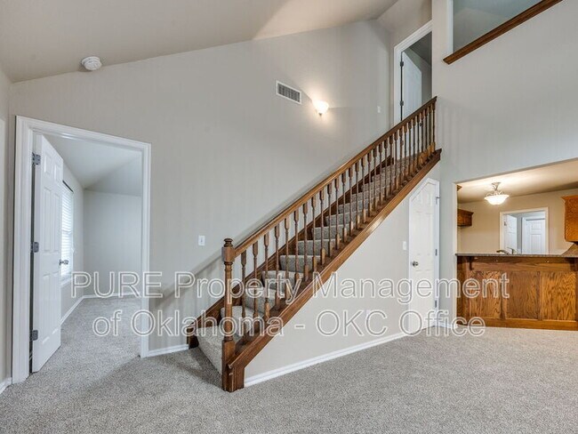 Photo - 1605 SW 33RD St