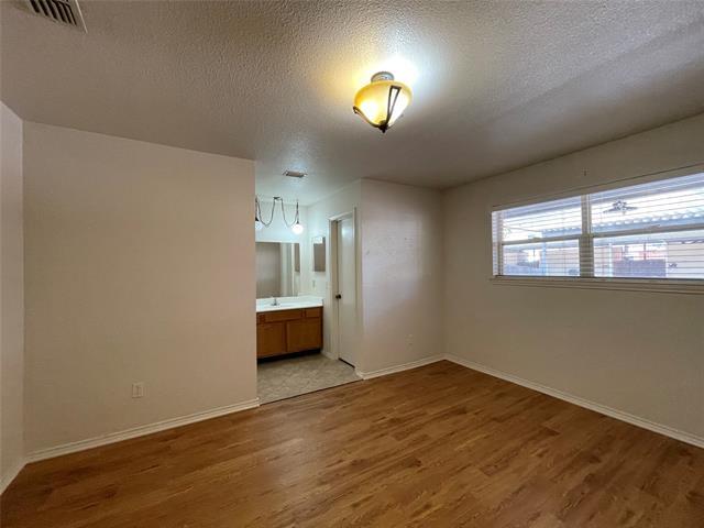 Photo - 27 E Mountain Creek Ct