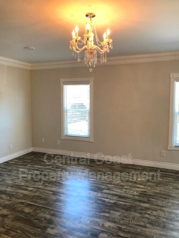 Photo - 365 Spruce Ave