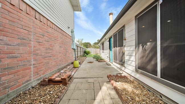 Photo - 2012 Sandy Knoll Dr