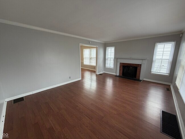 Photo - 6191 Crittenden Ave