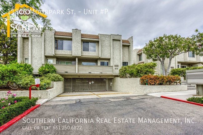 Two Bedroom Townhome in Studio City - Two Bedroom Townhome in Studio City Unidad #P