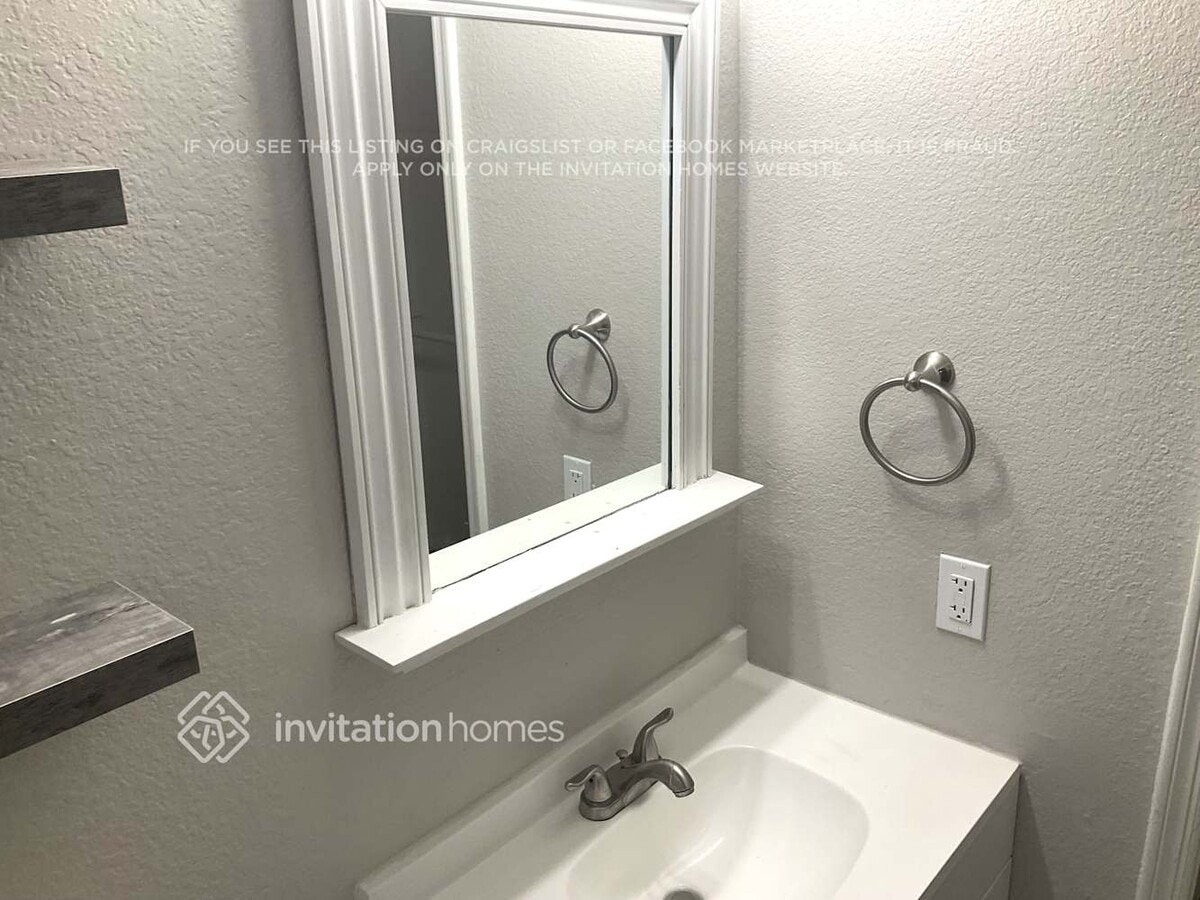 Photo - 4737 W Marco Polo Rd