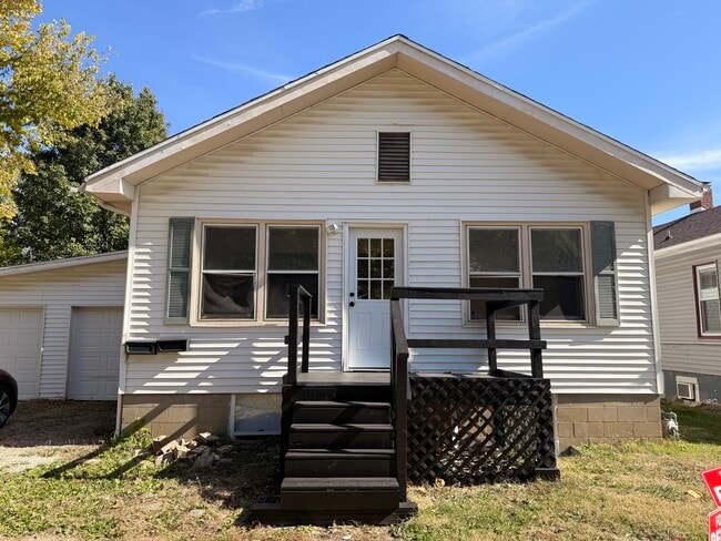 Building Photo - 1504 Philo Rd