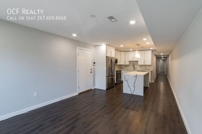 Building Photo - 749 N 20th St Unit 2