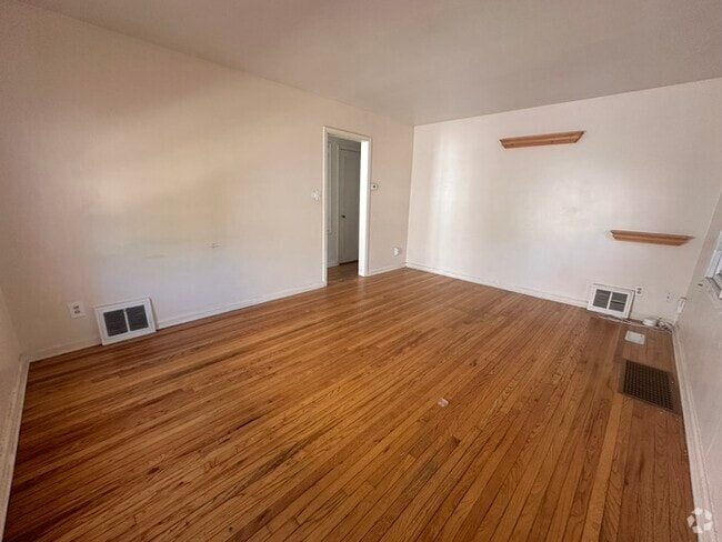 Building Photo - 516 4th Ave Rental