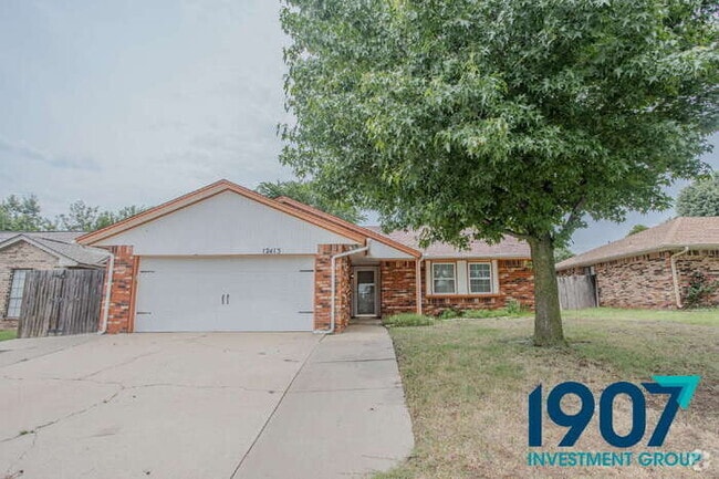 Building Photo - Beautiful 3-Bedroom Home in Yukon - Availa...