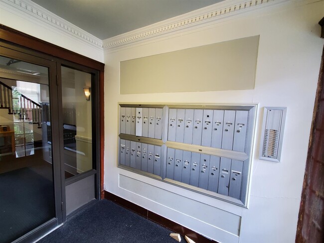 Photo - 154 Summer St Unit 1