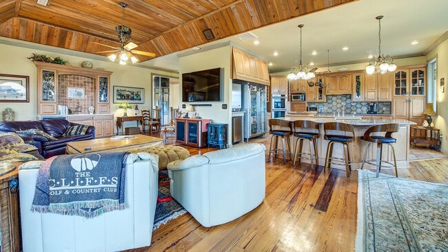 Photo - 237 Pioneer Loop Unidad ID1253384P