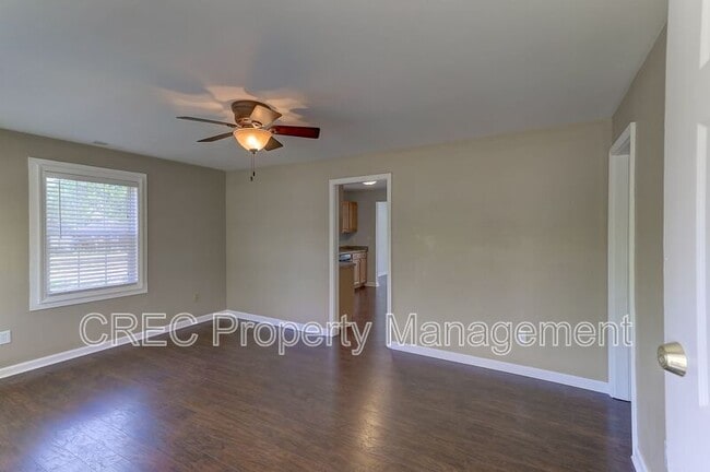 Photo - 2401 Eagle Dr