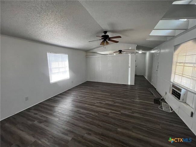 1405 Harris Hill Rd