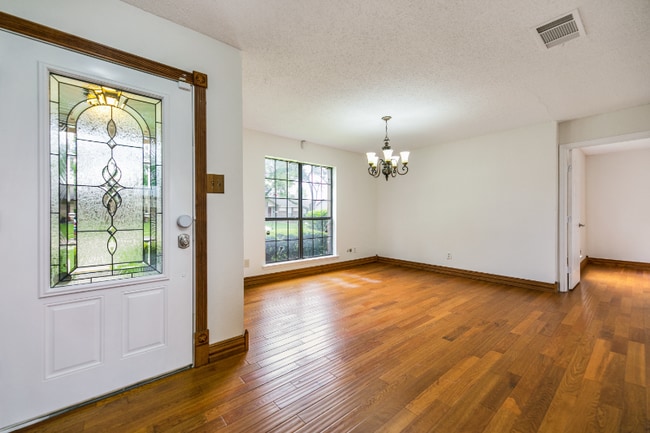 Photo - 1607 Heather Glen Ct