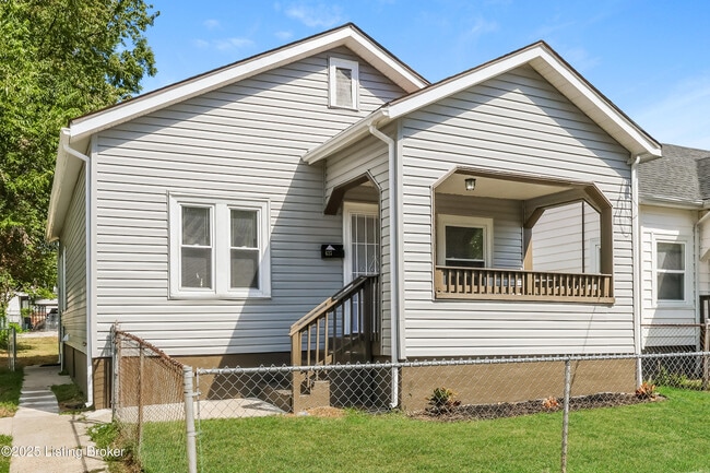 Photo - 637 Lindell Ave