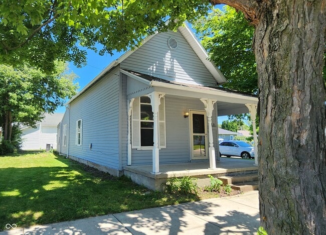 Photo - 348 E Franklin St