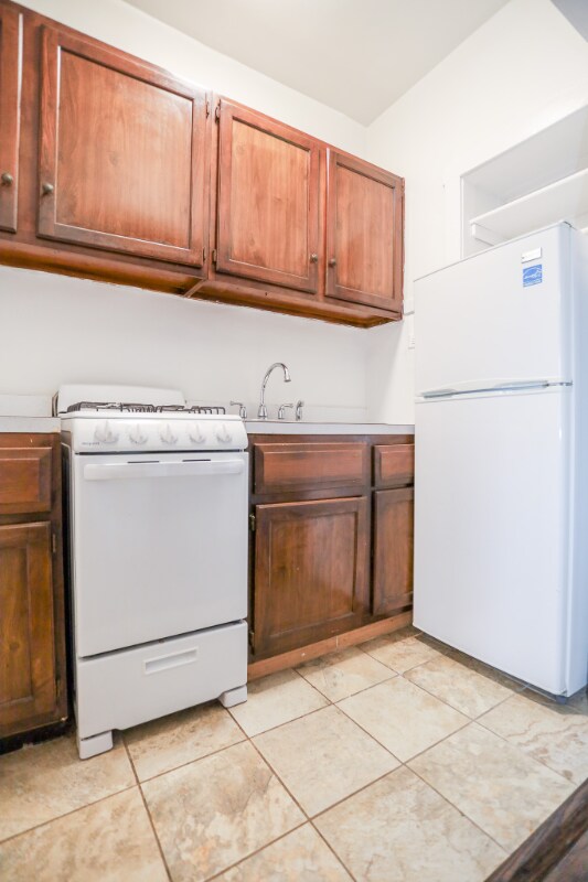 Photo - 5728 S Blackstone Ave Unit 12