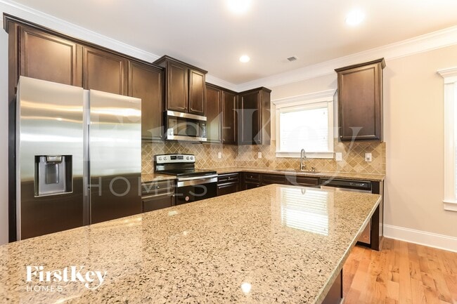 Photo - 4325 Constellation Blvd