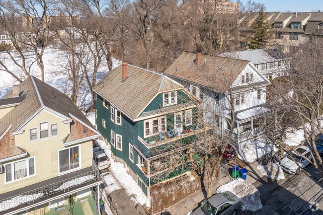 Alternate - 45-47 Clarendon Ave