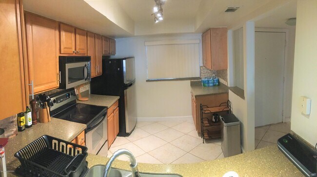 Photo - 3015 Kirkland Rd NE