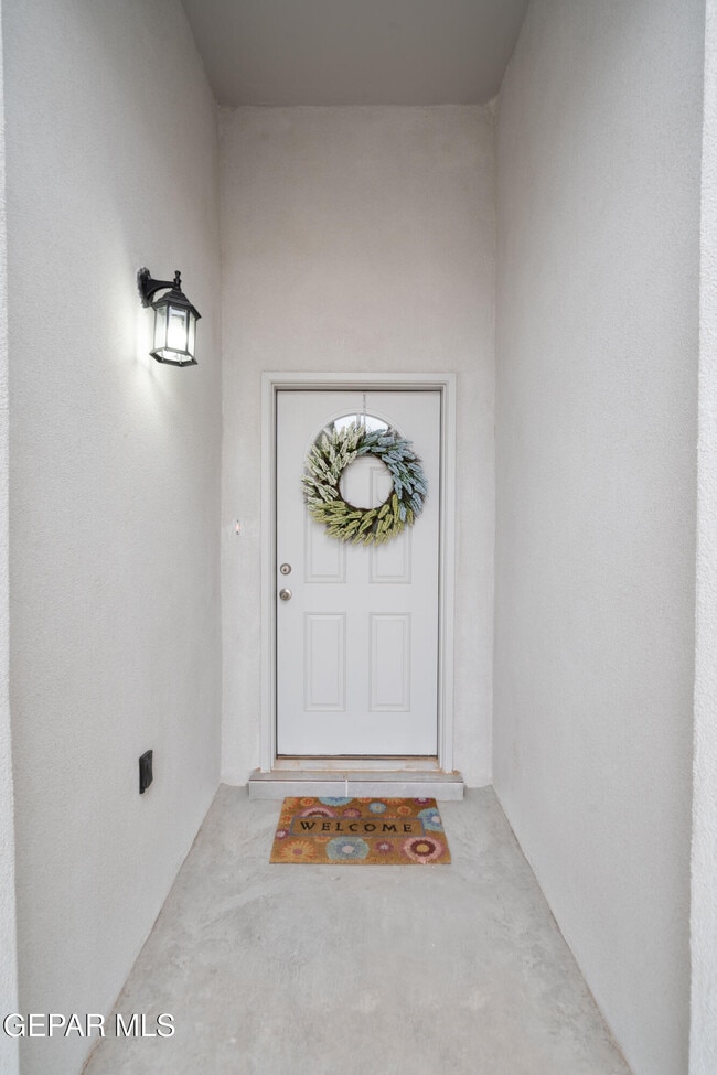 Photo - 720 Paseo Dulce Ave