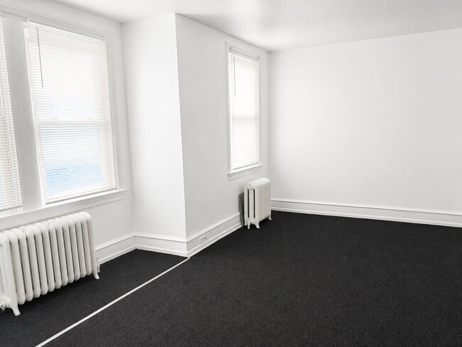 Photo - 5611 N Park Ave