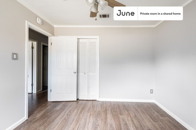 Photo - Room in Shared 3 bed/2 bath home Unit B