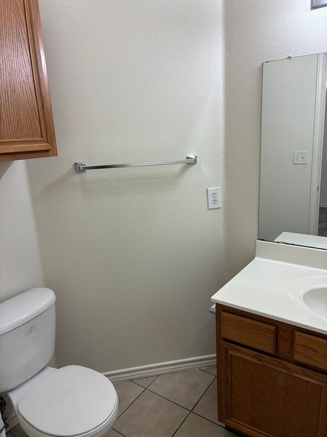 Photo - 810 N Belmont Ave Unit B