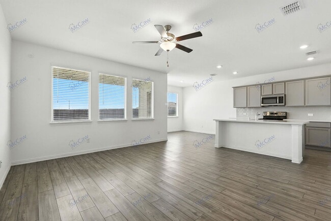 Photo - 6924 Waterloo Ln