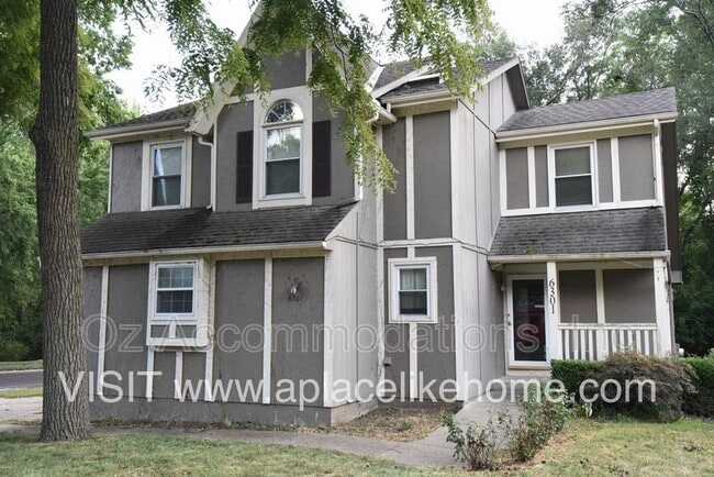 Photo - 6301 W 153rd St