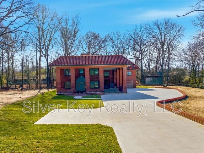 Photo - 2113 W Madison Ave Unidad C