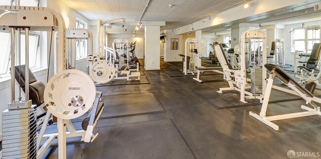 Photo - 1483 Sutter St Condo