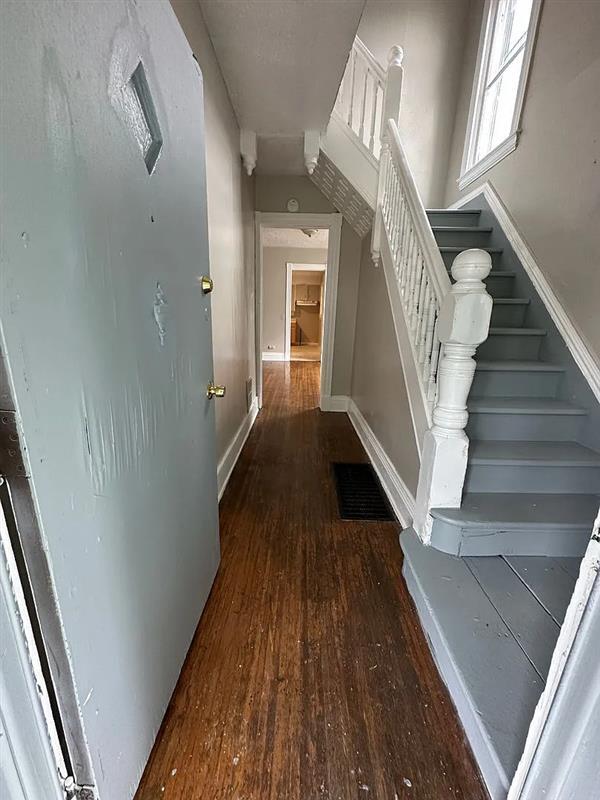 For Rent - For Rent House
