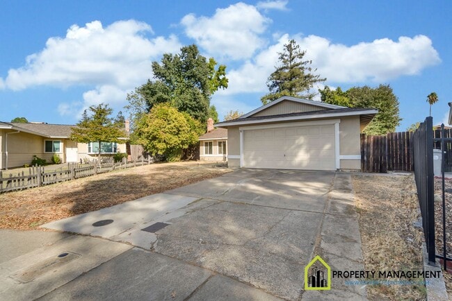 Photo - Remodeled&nbsp;4-Bedroom&nbsp;Retreat&nbsp;with&nbsp;Large&nbsp;Backyard