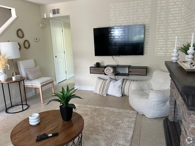 Building Photo - Charming 3 Bedroom Townhome in Vacaville